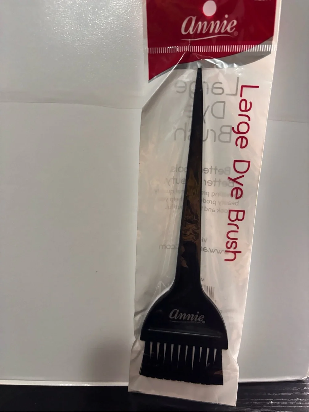 Annie Black Large Dye Brush